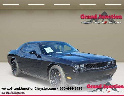 2014 Dodge Challenger SXT