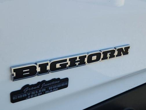 Bright White Clearcoat 2025 RAM 1500 Big Horn