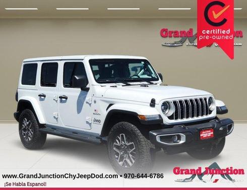 Bright White Clearcoat 2024 Jeep Wrangler Sahara