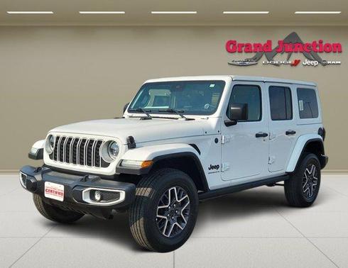 Bright White Clearcoat 2025 Jeep Wrangler Sahara
