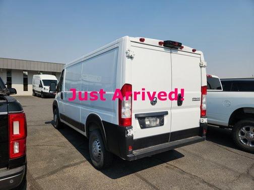 Bright White Clearcoat 2025 RAM ProMaster 2500 Base