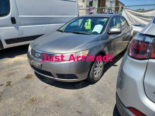 Titanium Metallic 2011 Kia Forte EX