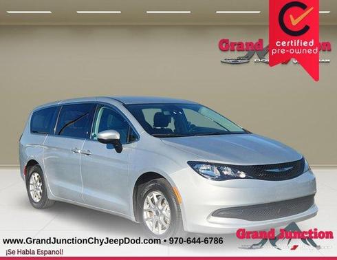 2023 Chrysler Voyager LX