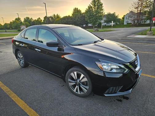 Super Black 2019 Nissan Sentra SV