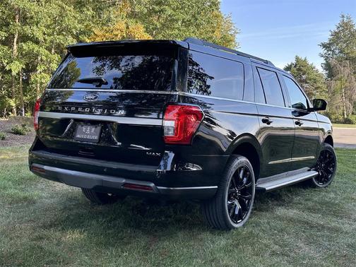2023 Ford Expedition Max XL