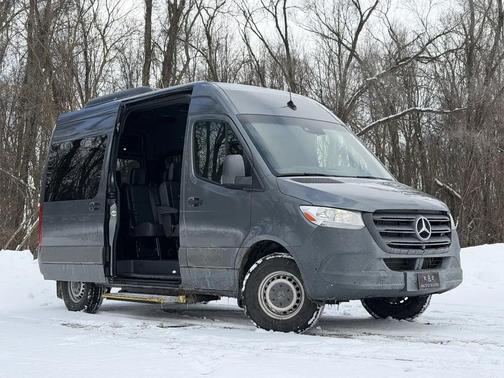 2019 Mercedes-Benz Sprinter 2500 High Roof