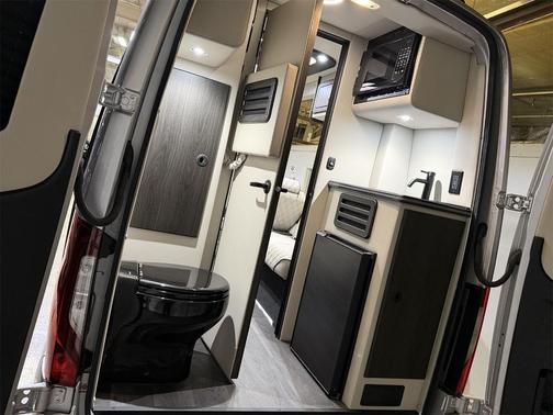 2026 Mercedes-Benz Sprinter 2500 Standard Roof