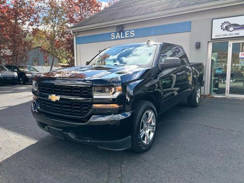 2018 Chevrolet Silverado 1500 Custom
