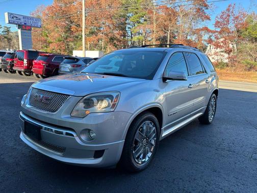 2011 GMC Acadia Denali