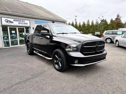 Black 2015 RAM 1500 Tradesman/Express