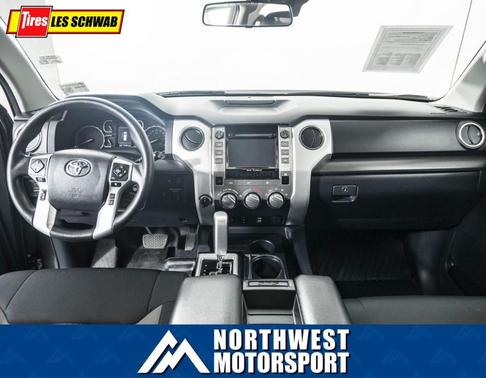 Photo 3 of 28 of 2019 Toyota Tundra SR5