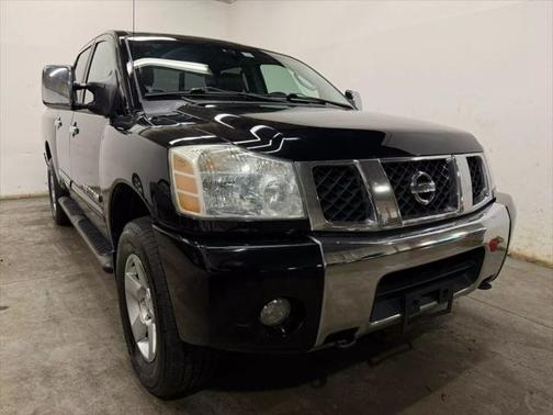 2005 Nissan Titan LE Crew Cab