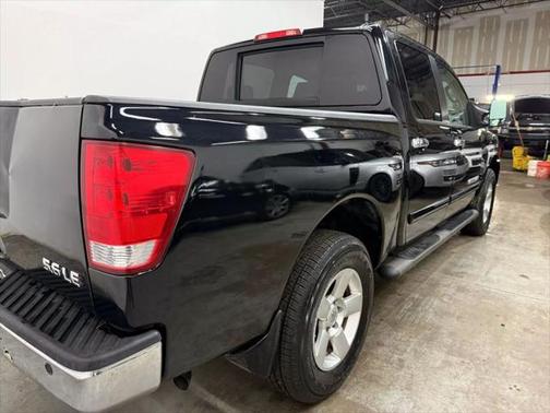 2005 Nissan Titan LE Crew Cab