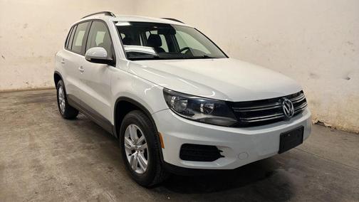 White 2015 Volkswagen Tiguan Auto S