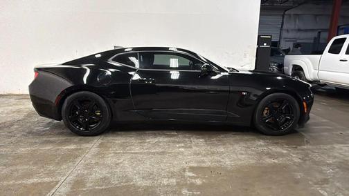 2017 Chevrolet Camaro 1LS