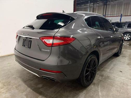 2019 Maserati Levante S GranLusso