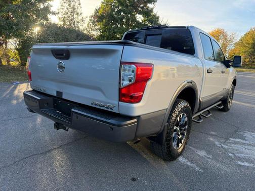 2018 Nissan Titan PRO-4X