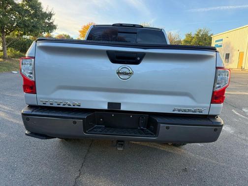2018 Nissan Titan PRO-4X
