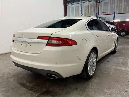 2009 Jaguar XF Luxury