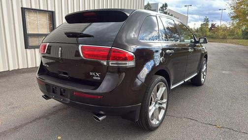 2013 Lincoln MKX Base