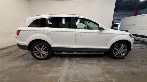 White 2010 Audi Q7 3.6 Premium Plus