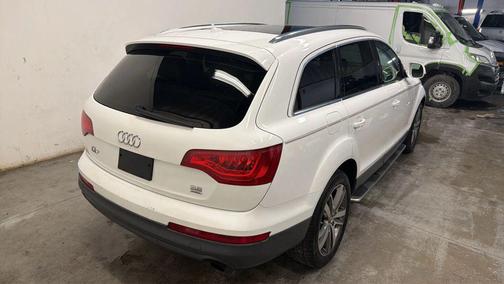 White 2010 Audi Q7 3.6 Premium Plus