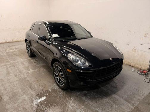 Black 2015 Porsche Macan Macan Sport Edition