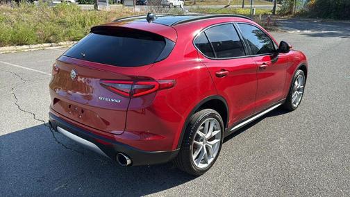 2018 Alfa Romeo Stelvio Ti Sport