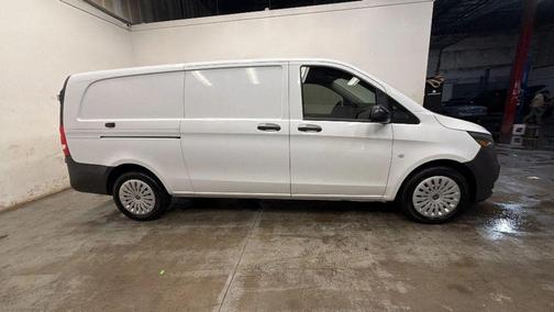 2019 Mercedes-Benz Metris Base