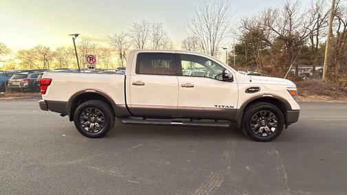 2017 Nissan Titan Platinum Reserve