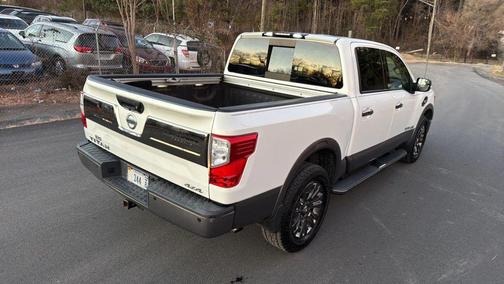 2017 Nissan Titan Platinum Reserve
