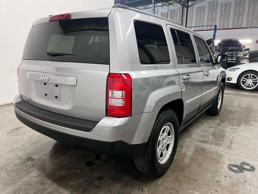 2017 Jeep Patriot Sport