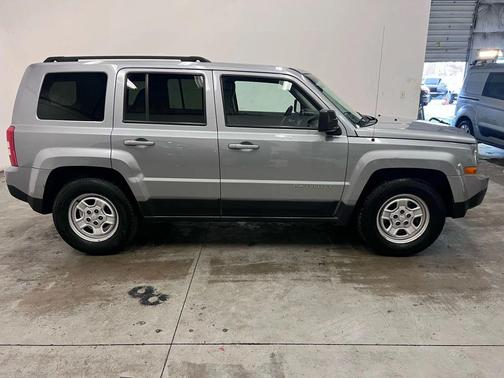 2017 Jeep Patriot Sport