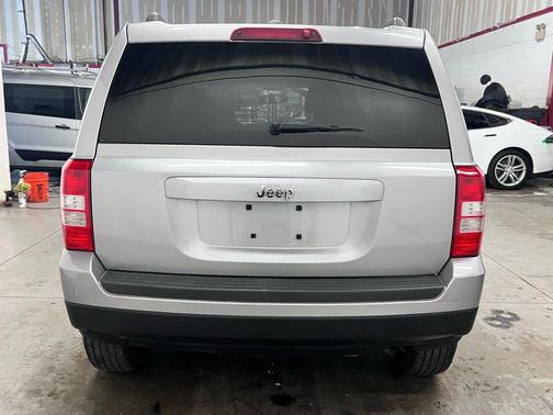 2017 Jeep Patriot Sport