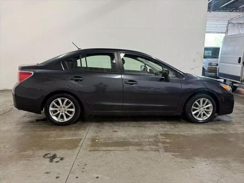 2012 Subaru Impreza 2.0i Premium