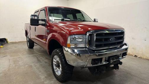 Red 2003 Ford F-250 XL