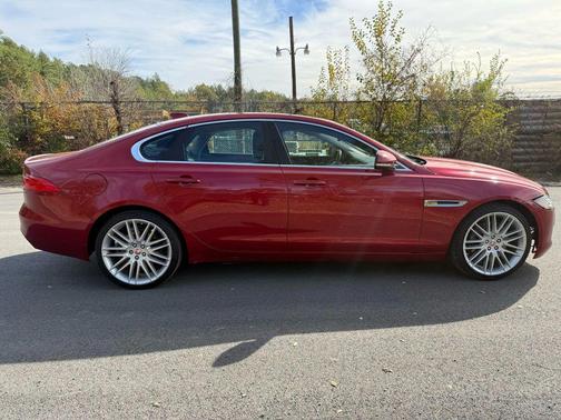 2016 Jaguar XF 35t Prestige
