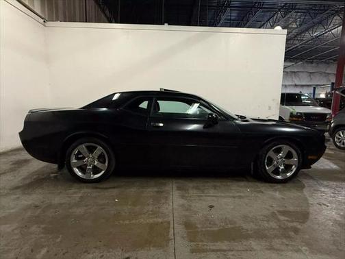 2011 Dodge Challenger Base