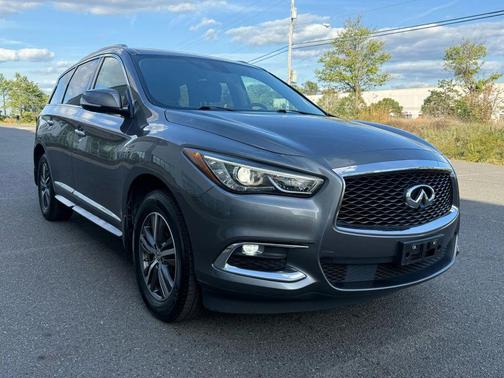 2017 INFINITI QX60 Base