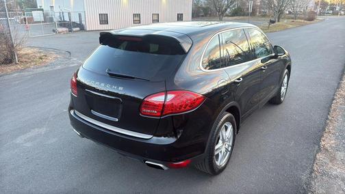 2014 Porsche Cayenne Cayenne