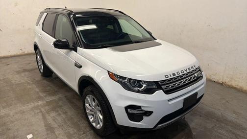 White 2016 Land Rover Discovery Sport HSE