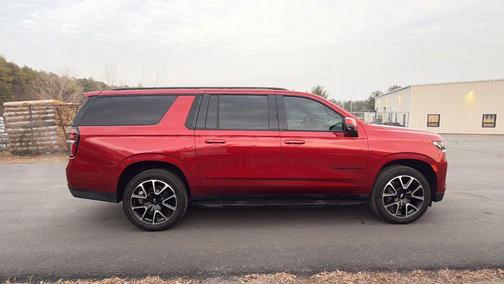 2021 Chevrolet Suburban RST