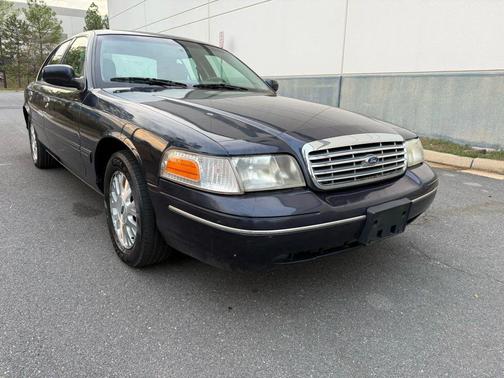 2003 Ford Crown Victoria LX