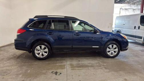 2010 Subaru Outback 2.5 i Premium