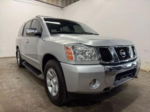 2004 Nissan Pathfinder LE