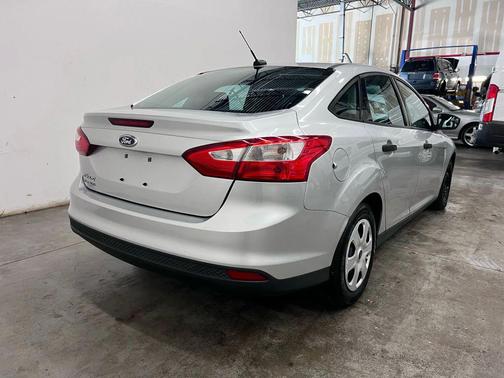 2013 Ford Focus S