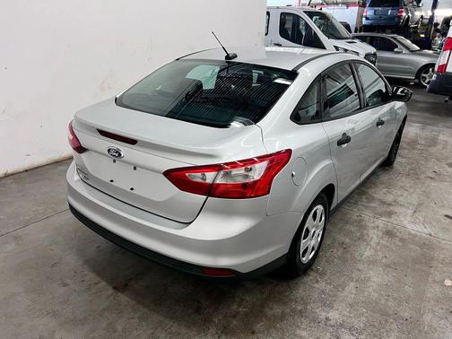 2013 Ford Focus S