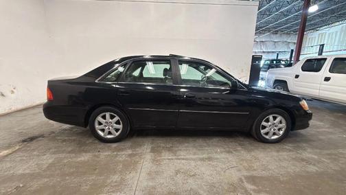 2001 Toyota Avalon XL