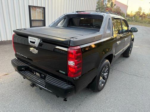 2011 Chevrolet Avalanche 1500 LTZ