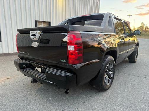 2011 Chevrolet Avalanche 1500 LTZ